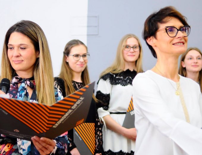 Akademia szkolna.